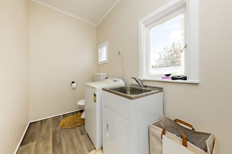 Photo of property in 12 Ballance Avenue, Papatoetoe, Auckland, 2104