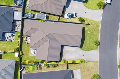 Photo of property in 11 Kahuparere Crescent, Pyes Pa, Tauranga, 3112