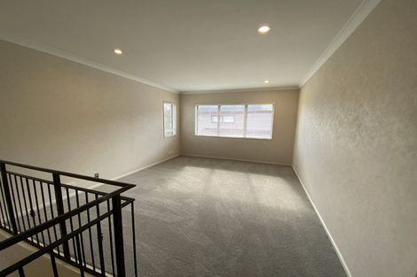 Photo of property in 4 Oak Bark Drive, Schnapper Rock, Auckland, 0632