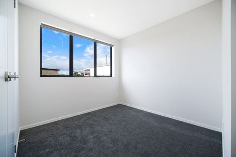 Photo of property in 6/65 Moire Road, Massey, Auckland, 0614