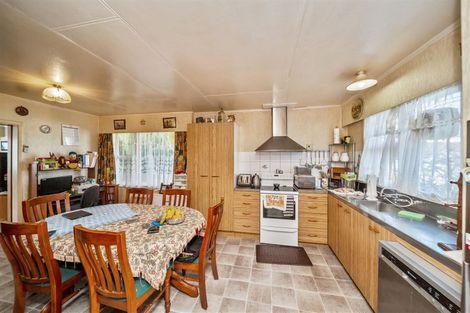 Photo of property in 295 South Road, Hawera, 4610