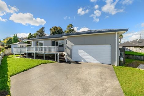 Photo of property in 9 Whitby Place, Welcome Bay, Tauranga, 3112