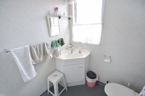 Photo of property in 79 Rata Road, Twizel, 7901