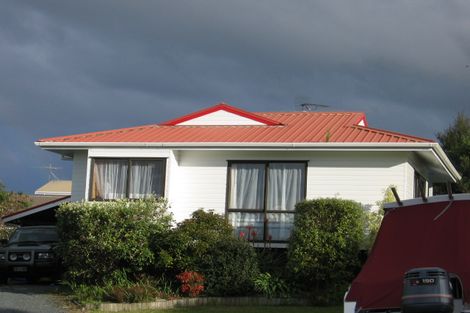 Photo of property in 4 Sunlight Promenade, Snells Beach, 0920