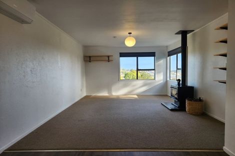Photo of property in 87 Solar Road, Glen Eden, Auckland, 0602