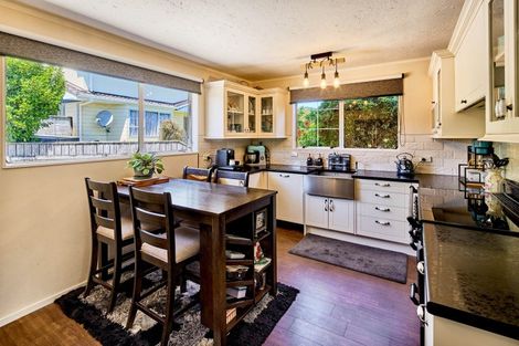 Photo of property in 33 Maclaren Street, Maymorn, Upper Hutt, 5018