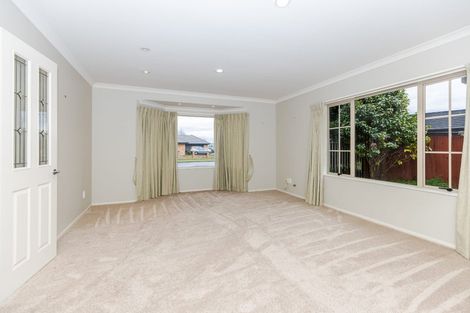 Photo of property in 32 Miers Glade, Rototuna North, Hamilton, 3210