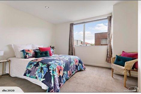 Photo of property in Altar Apartments, 24/120 Rintoul Street, Newtown, Wellington, 6021