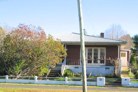 Photo of property in 2/58 Clevedon Road, Papakura, 2110