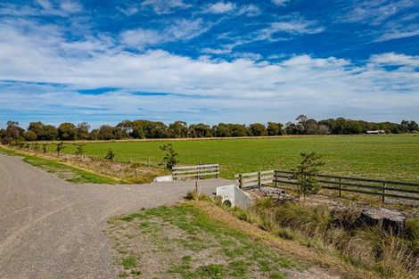 Photo of property in 9 Woods Road, Ohoka, 7692