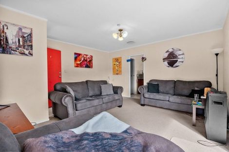 Photo of property in 2/99 Prince Regent Drive, Half Moon Bay, Auckland, 2012
