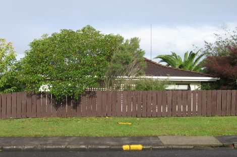 Photo of property in 5 Eyre Street, Henderson, Auckland, 0612