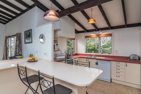 Photo of property in 30 Mahana Road, Paraparaumu Beach, Paraparaumu, 5032