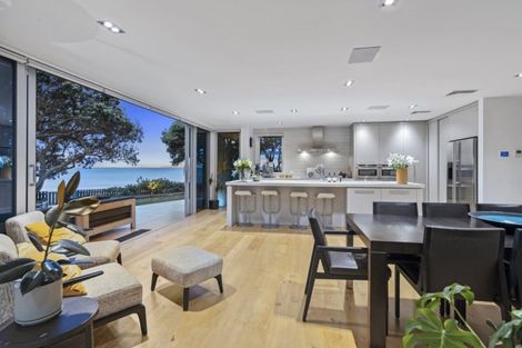Photo of property in 25 Huntly Road, Campbells Bay, Auckland, 0630