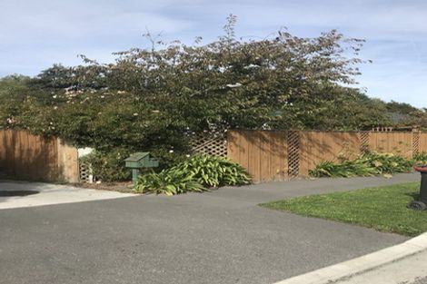 Photo of property in 72 Waratah Street, Avondale, Christchurch, 8061