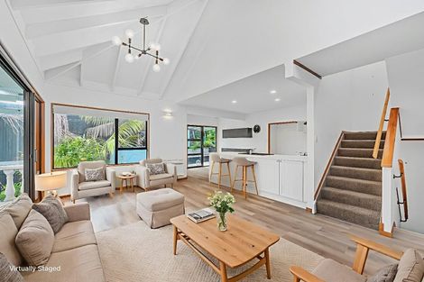 Photo of property in 1/62 Wairoa Road, Narrow Neck, Auckland, 0624