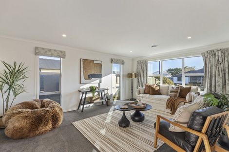 Photo of property in 1 Howe Place, Upper Vogeltown, New Plymouth, 4310