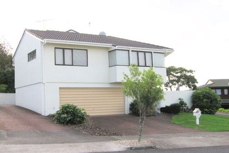 Photo of property in 1/24 Mark Edward Drive, Half Moon Bay, Auckland, 2012