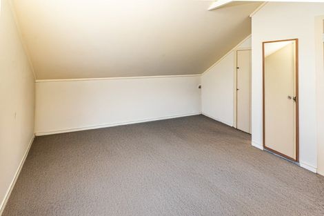 Photo of property in 27 Brassey Road, Saint Johns Hill, Whanganui, 4500