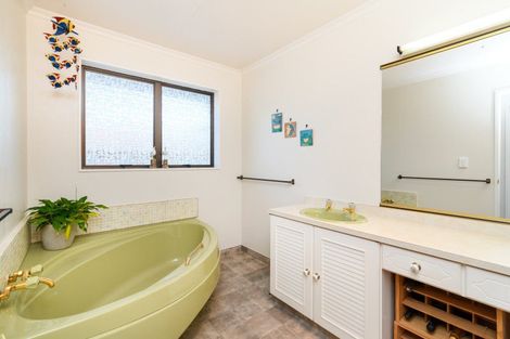 Photo of property in 19 Fiona Crescent, Feilding, 4702