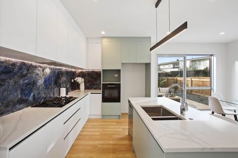 Photo of property in 39b Sorrel Crescent, Bucklands Beach, Auckland, 2012