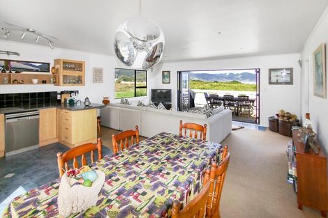 Photo of property in 17 Kotare Street, Ahipara, Kaitaia, 0481