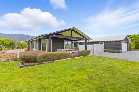 Photo of property in 34 Pairuku Lane, Peka Peka, Waikanae, 5391