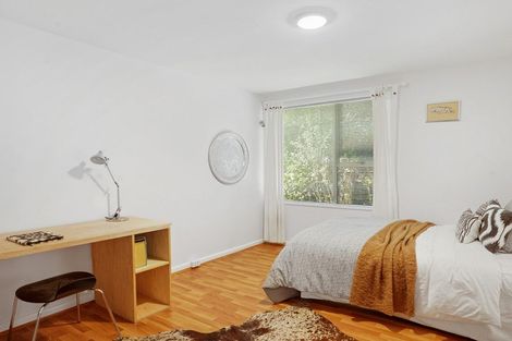 Photo of property in 1 Takahe Drive, Cashmere, Christchurch, 8022