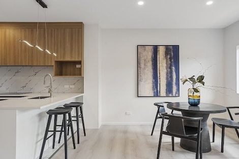 Photo of property in 5/191 Rathgar Road, Henderson, Auckland, 0610