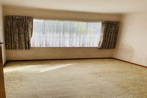 Photo of property in 24 Royal Road, Massey, Auckland, 0614