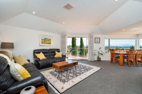 Photo of property in 15 Iona Road, Havelock North, 4130