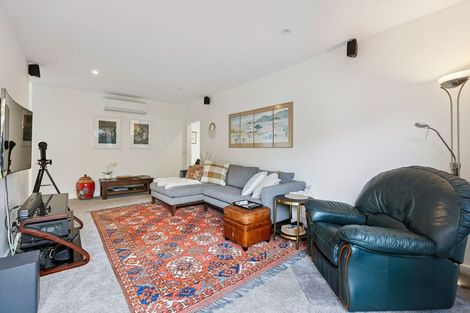 Photo of property in 4 Wentworth Lane, Waiwhakaiho, New Plymouth, 4312