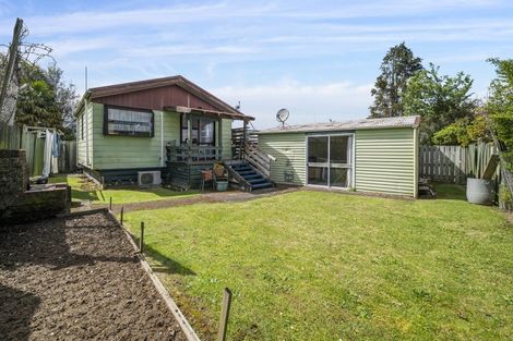 Photo of property in 13 Garrick Place, Pukehangi, Rotorua, 3015