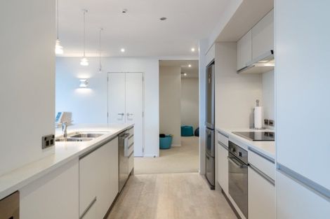 Photo of property in 12/48 Marine Parade, Mount Maunganui, 3116