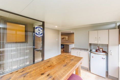 Photo of property in 2 Willowbank Crescent, Feilding, 4702