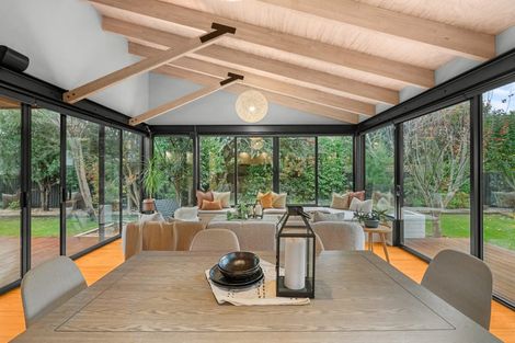 Photo of property in 25 Landsdowne Terrace, Cashmere, Christchurch, 8022
