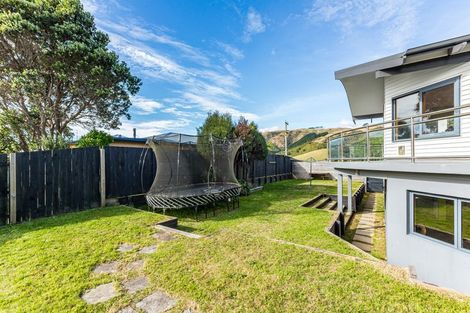 Photo of property in 13 Haunui Road, Pukerua Bay, 5026