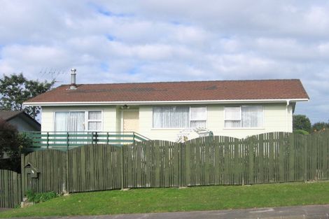 Photo of property in 39 Helena Street, Massey, Auckland, 0614