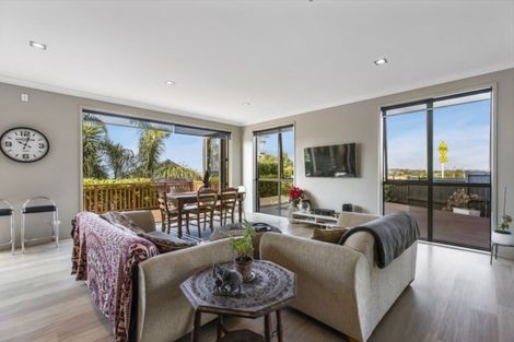 Photo of property in 34 Manhattan Rise, Orewa, 0931