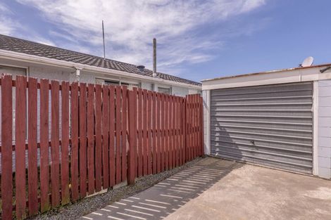 Photo of property in 2/78 Barton Street, Woolston, Christchurch, 8023