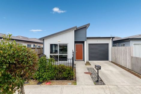 Photo of property in 127 Kuaka Drive, Takanini, 2112