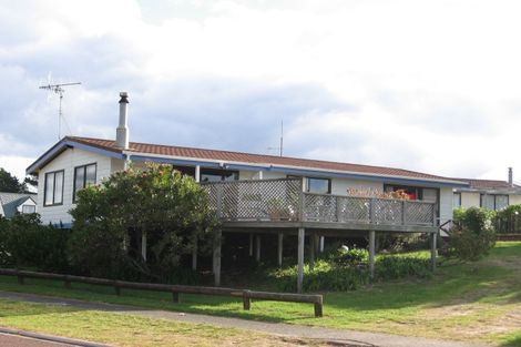Photo of property in 106 Pauanui Boulevard, Pauanui, Hikuai, 3579