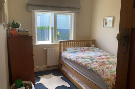 Photo of property in 1 Tennyson Street, Petone, Lower Hutt, 5012