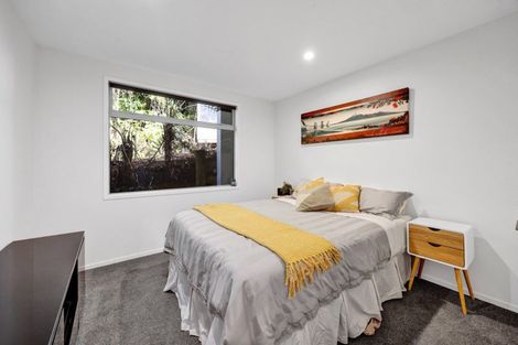Photo of property in 8 Bright Way, Lower Vogeltown, New Plymouth, 4310