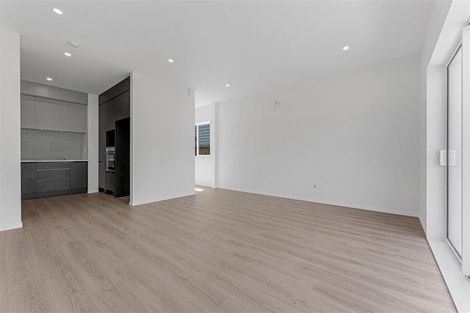 Photo of property in 17b Waka Ama Road, Karaka, 2113