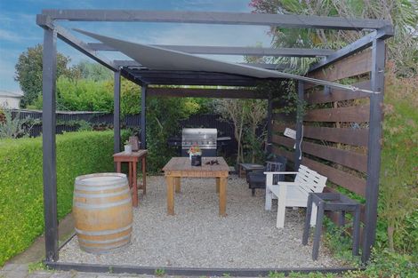 Photo of property in 8 Goodger Street, Waipukurau, 4200