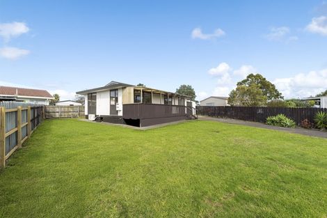 Photo of property in 11 Starforth Place, Henderson, Auckland, 0612