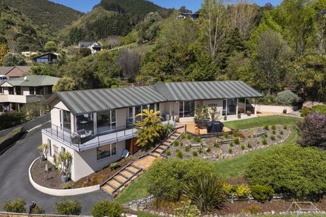Photo of property in 6 Strathaven Place, Atawhai, Nelson, 7010