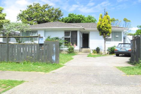 Photo of property in 32 Killington Crescent, Mangere, Auckland, 2022