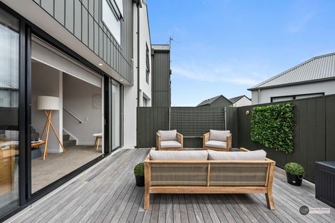 Photo of property in 15/6u Oswald Crescent, Paparangi, Wellington, 6037